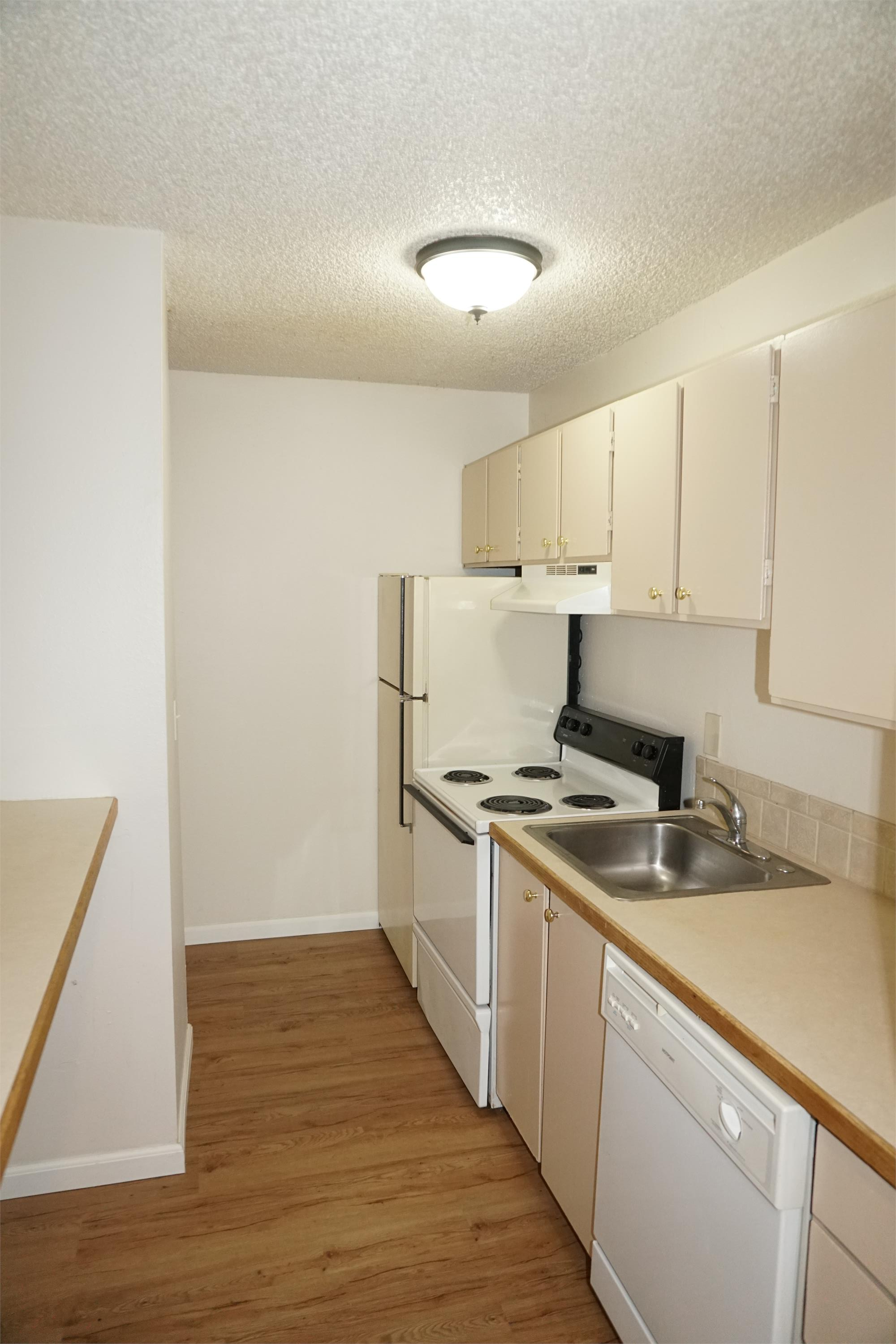 3410 SW Alice Street #3