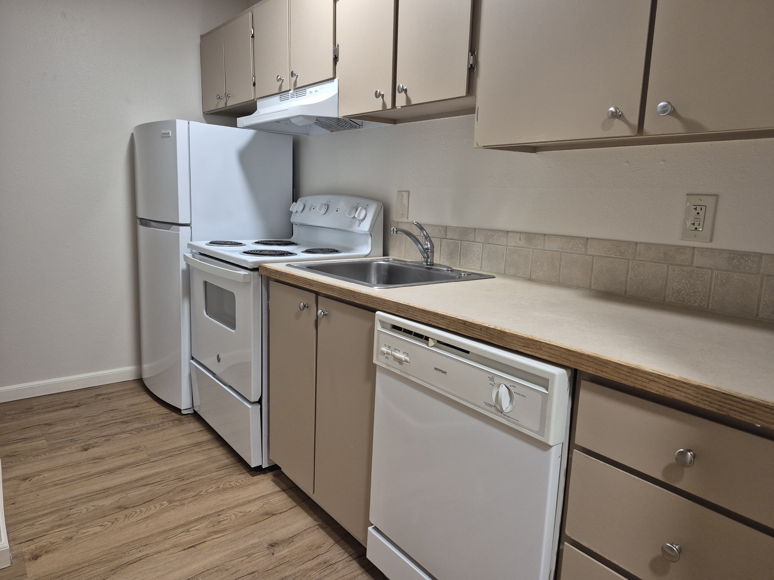 3410 SW Alice Street #3